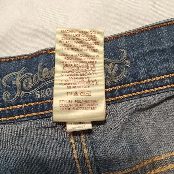 🎈 3/$20🎈 Faded Glory Denim Shorts - Picture 5 of 5